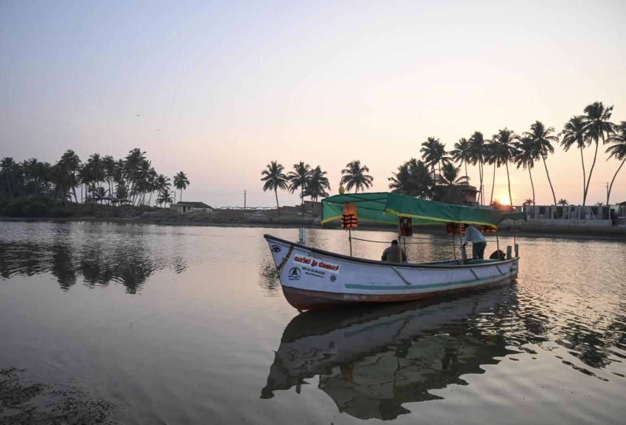 Reunion Ocean Tides Hotel Udupi Exterior photo